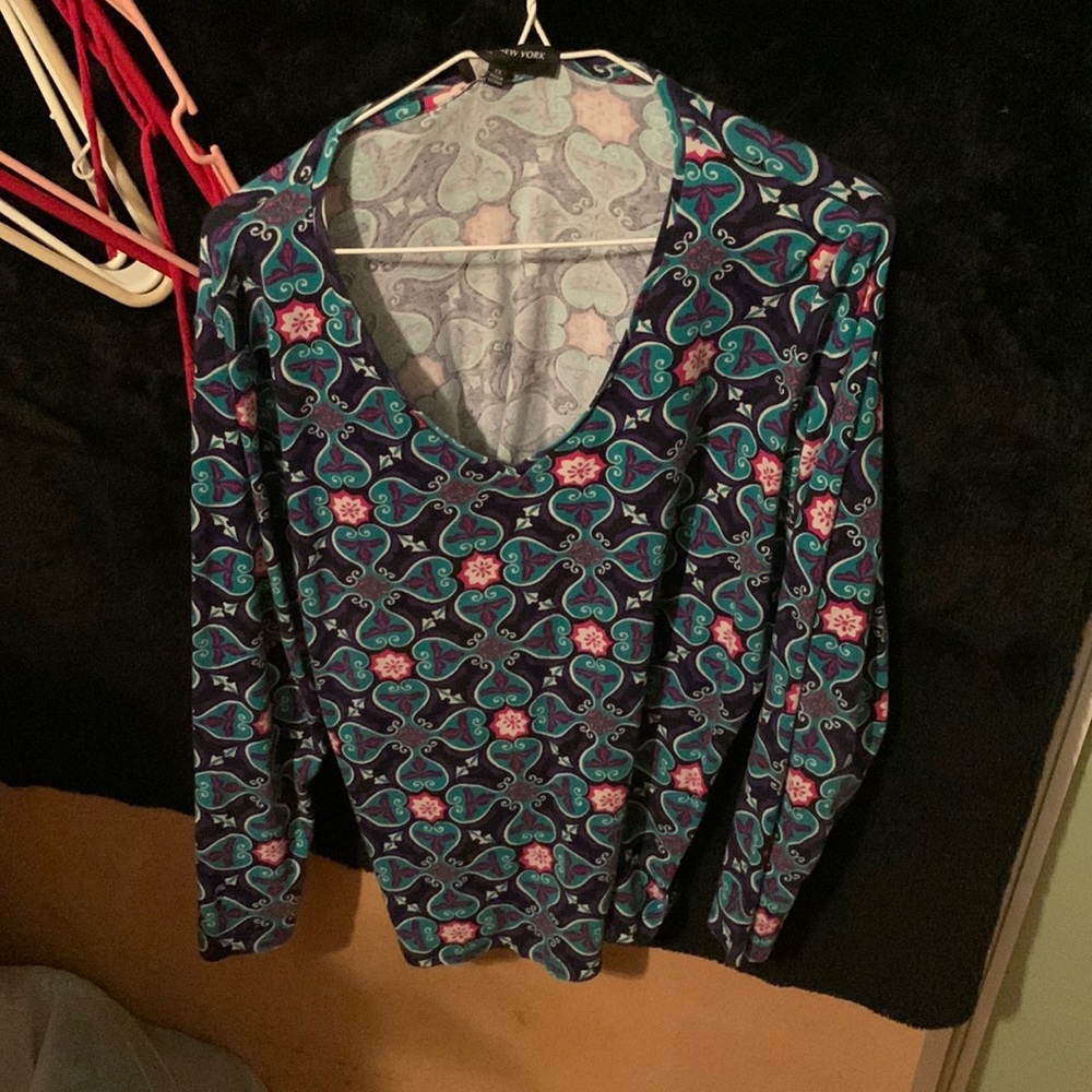 A long sleeve shirt